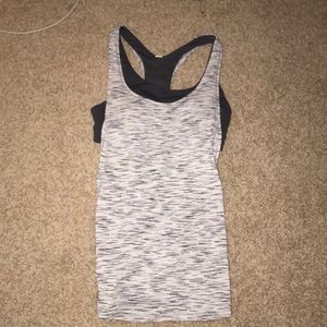 Lulu lemon tank no tags but never worn